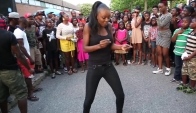 Azonto Dance Between