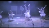 Burlesque Silvana dance