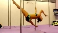 Fantastica competencia de Pole Dance
